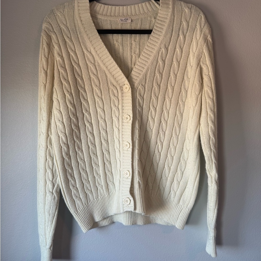 Brandy Melville J. Gal Cable Knit Cream Sweater